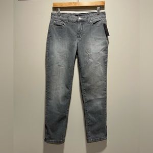 NWT NYDJ Zip Ankle jeans